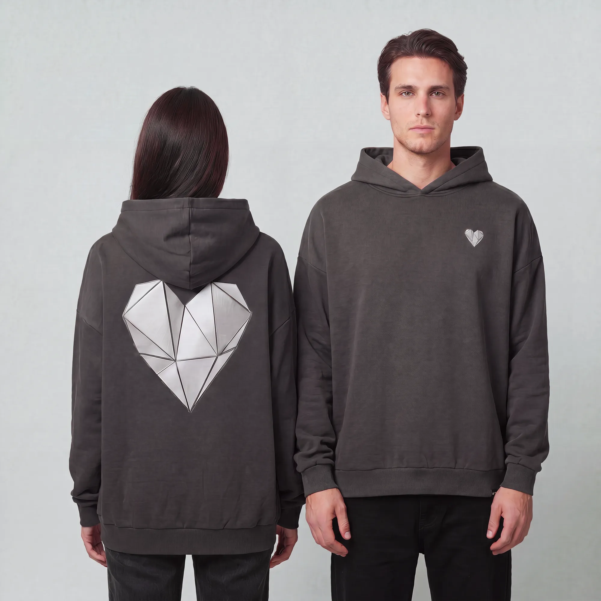 hoodie-nuno-ribeiro-coracao-oversize-cinza-escuro-mulher-homem